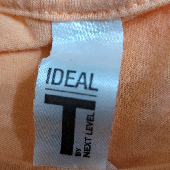 NWOT T-SHIRT - Picture 6 of 8